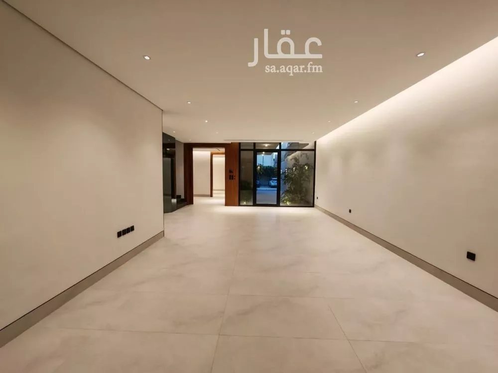 4 bedroom villa in Al Narjis 8