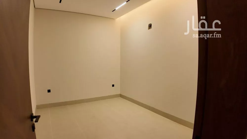 5 bedroom villa in Al Mahdiyyah 11