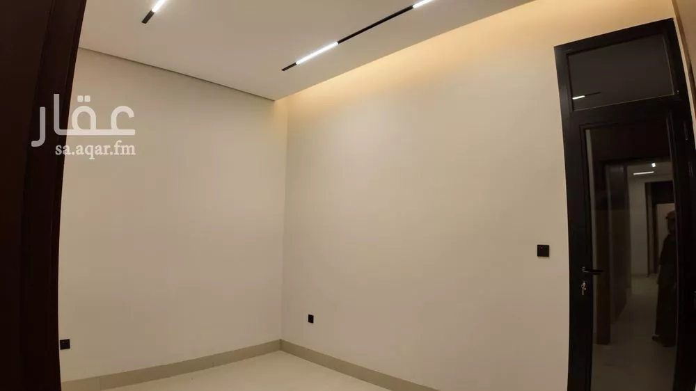 5 bedroom villa in Al Mahdiyyah 12