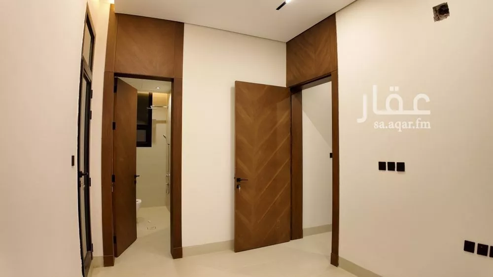 5 bedroom villa in Al Mahdiyyah 10