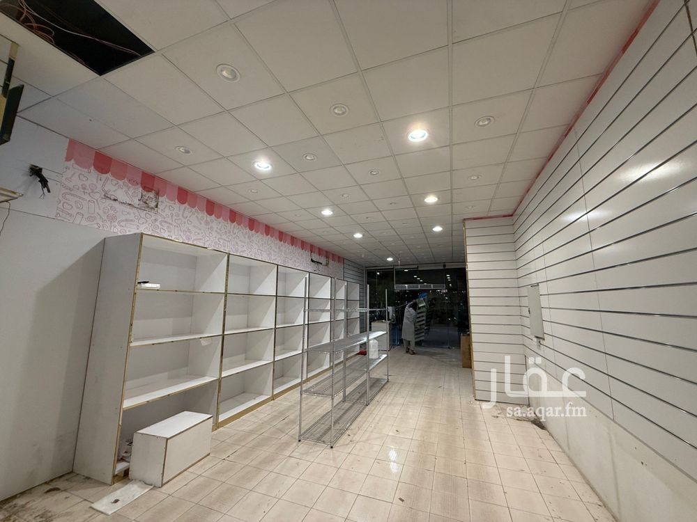 shop in Al Qaswa, Madinah 3