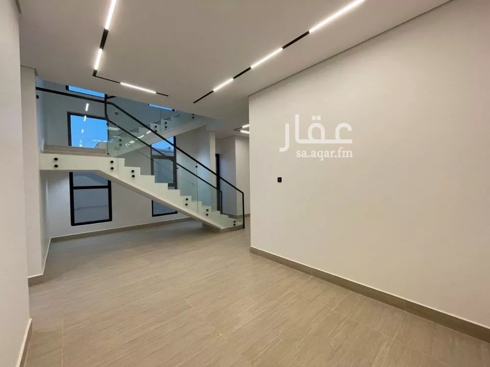 فيلا 6 غرف في المهدية 10