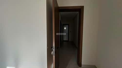 5 bedroom apartment in Al Hamra, Eastern Province 10