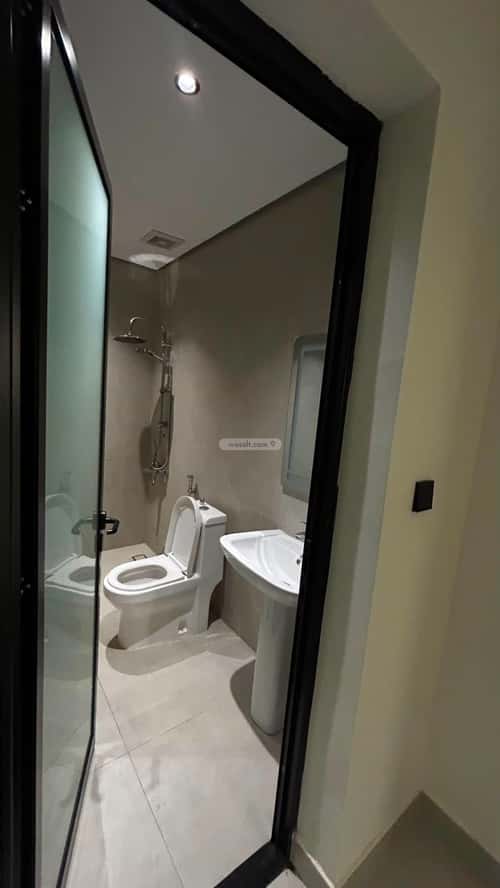 5 bedroom apartment in Al Hamra, Eastern Province 18