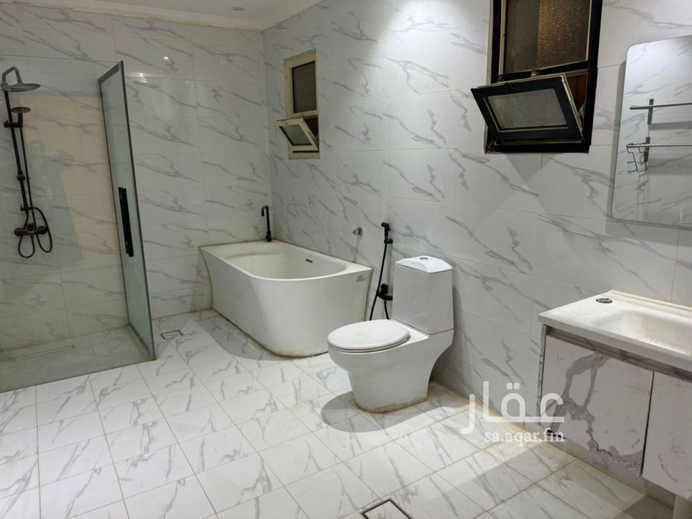 4 bedroom villa in Al Sahafah, Riyadh 9