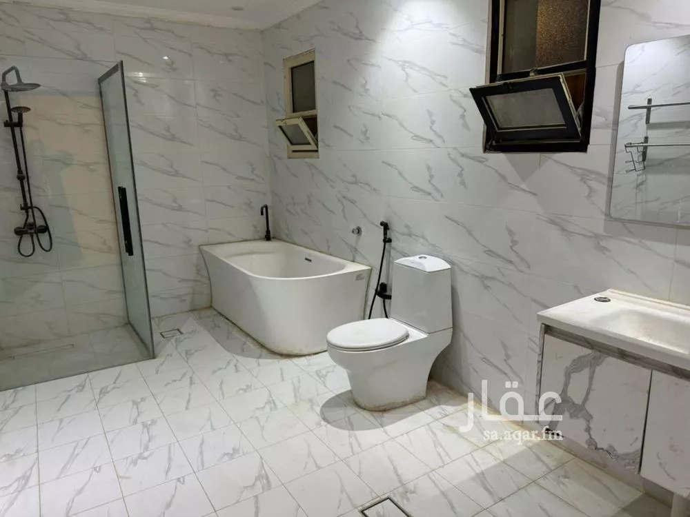 5 bedroom villa in Al Sahafah 9