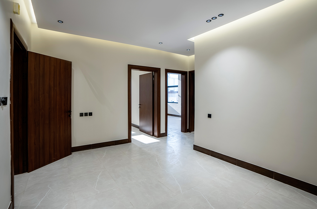 شقة  في الروضة 11