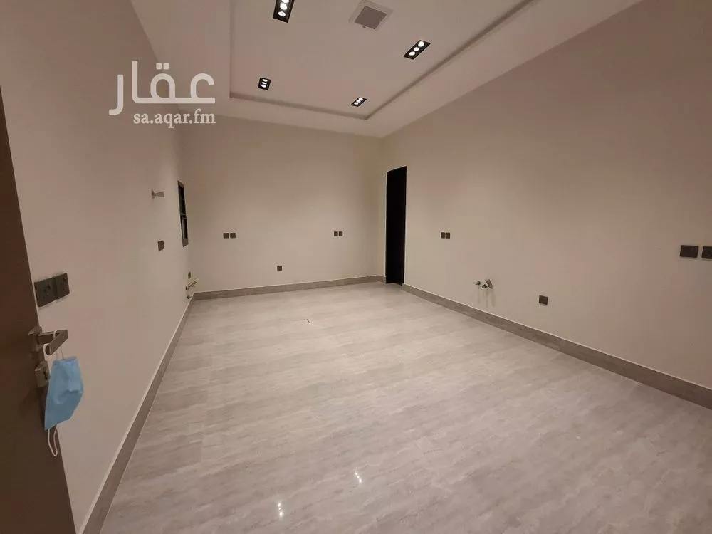 5 bedroom villa in Al Rimal 13