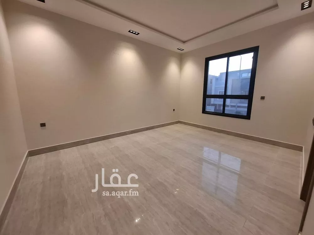 5 bedroom villa in Al Rimal 9