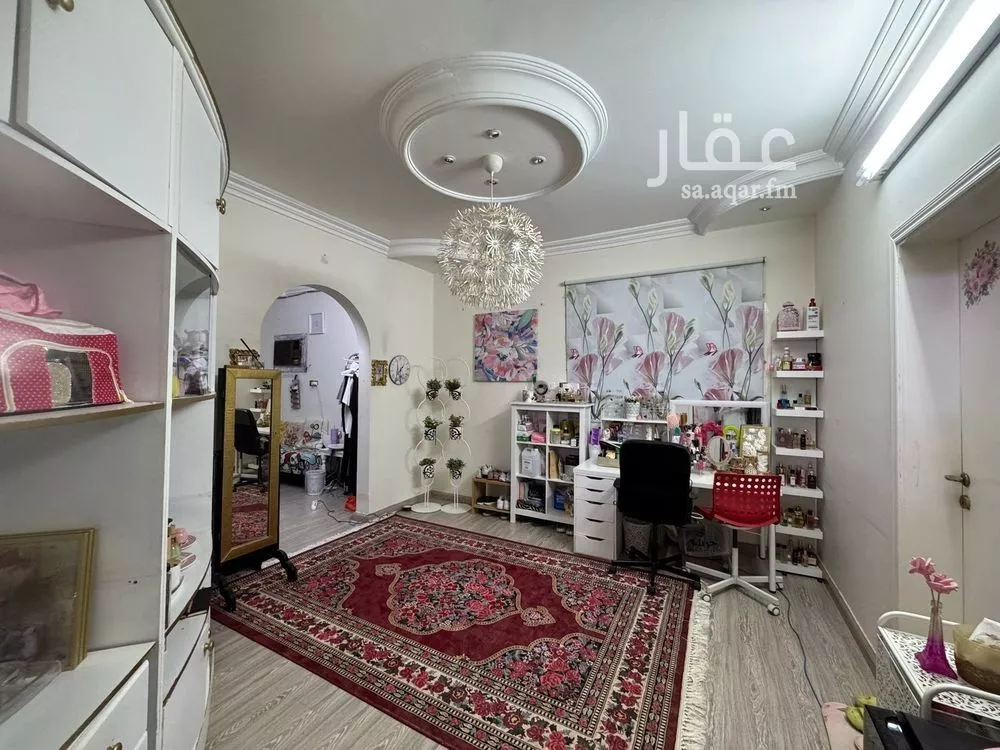 فيلا 7 غرف في الخليج 19