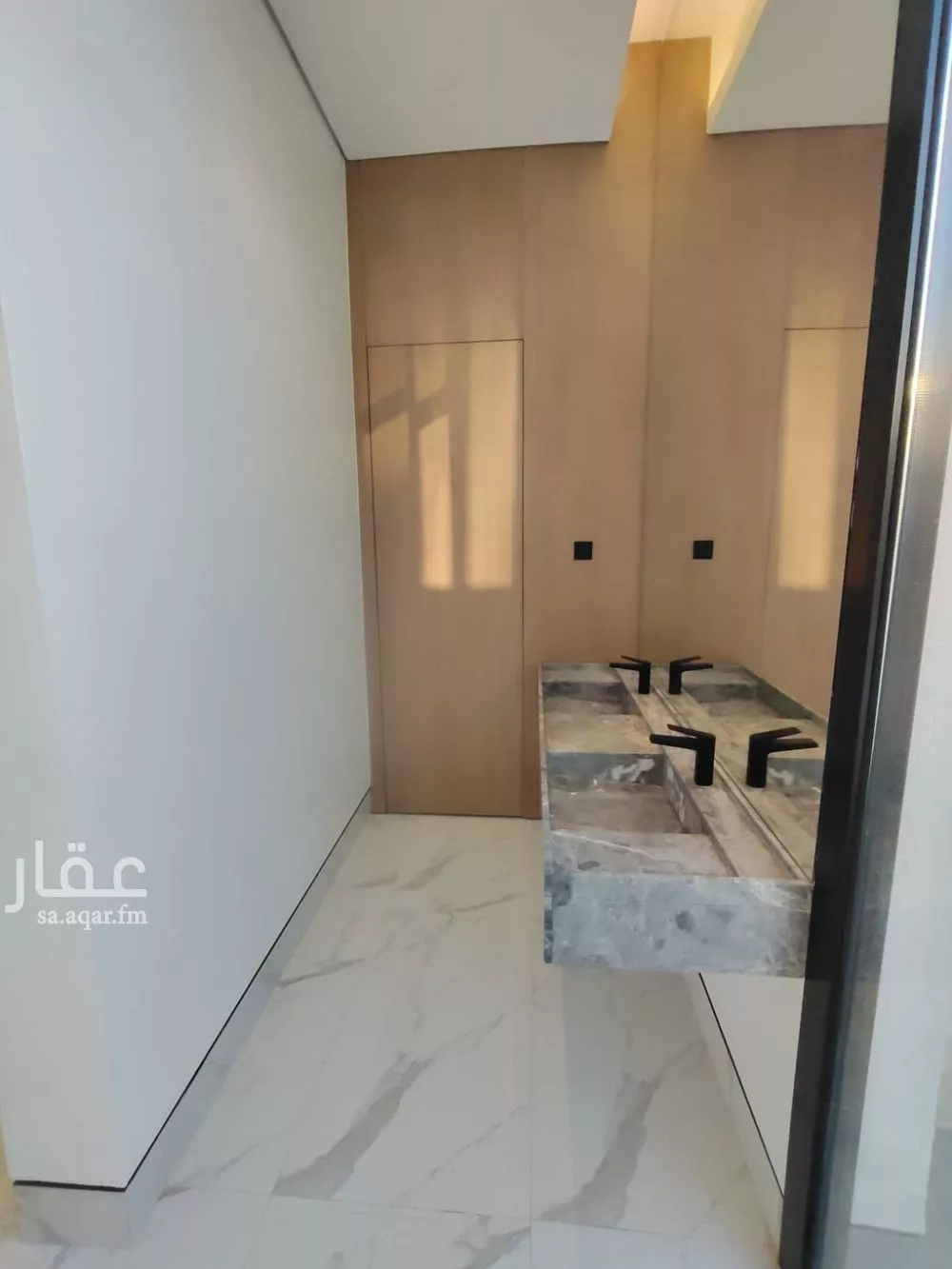 4 bedroom villa in Al Narjis 8
