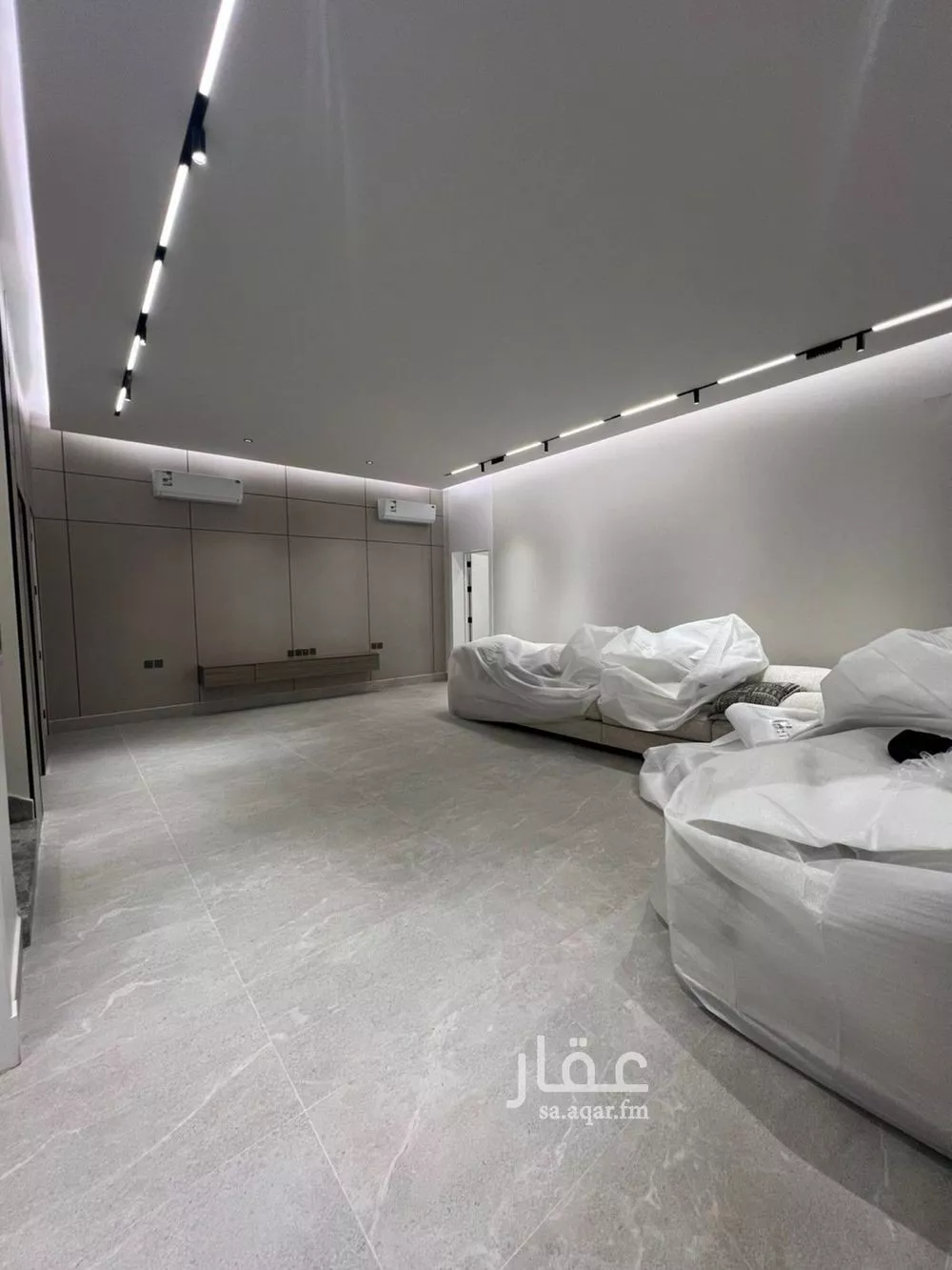 6 bedroom villa in Al Yarmouk 6