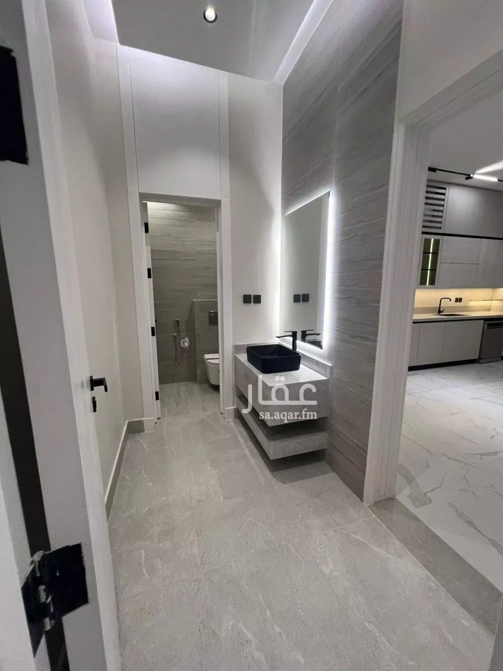 6 bedroom villa in Al Yarmouk 7