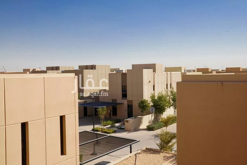 7 bedroom villa in Sidrah 9
