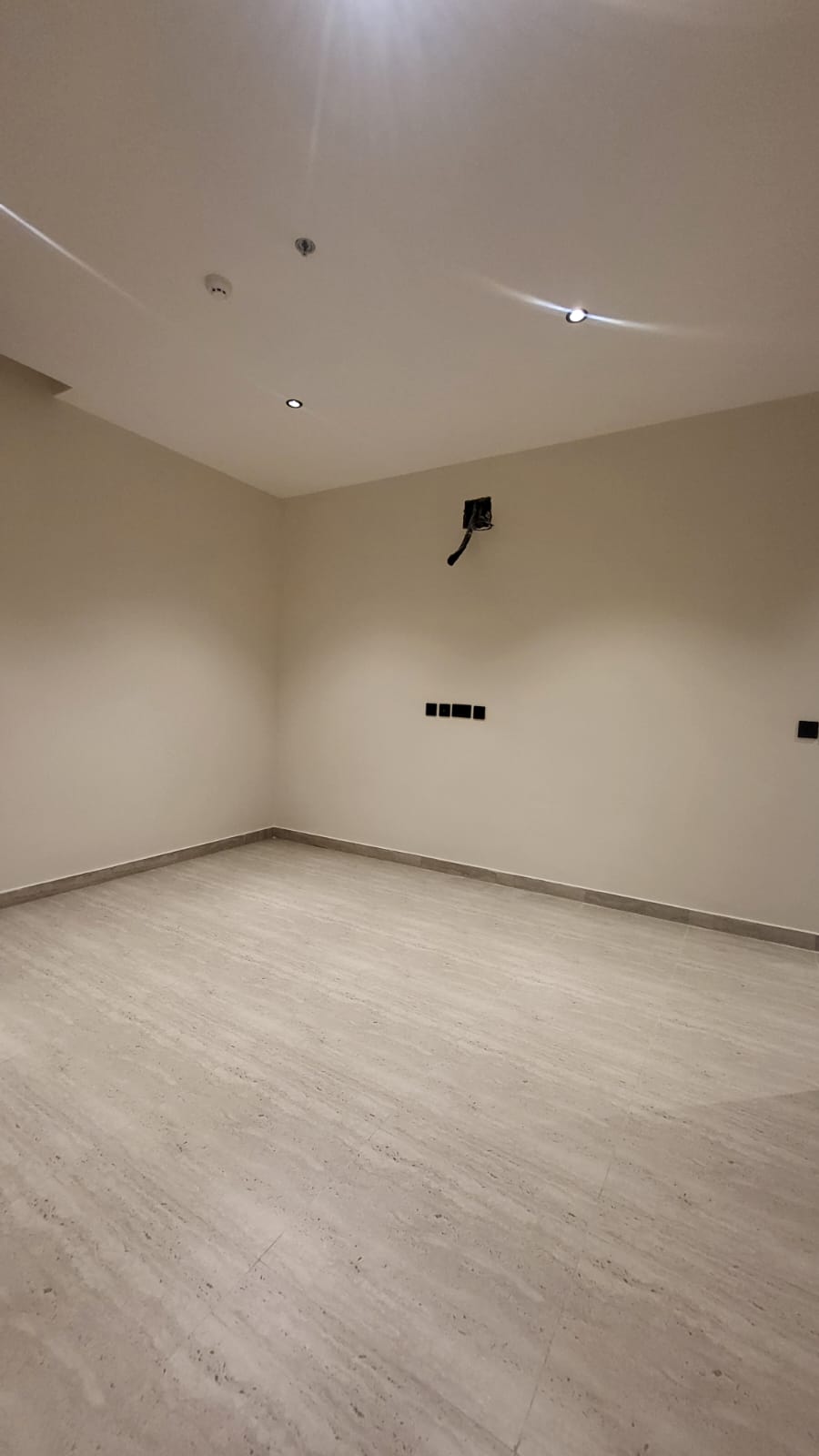 شقة 3 غرف في النرجس 2