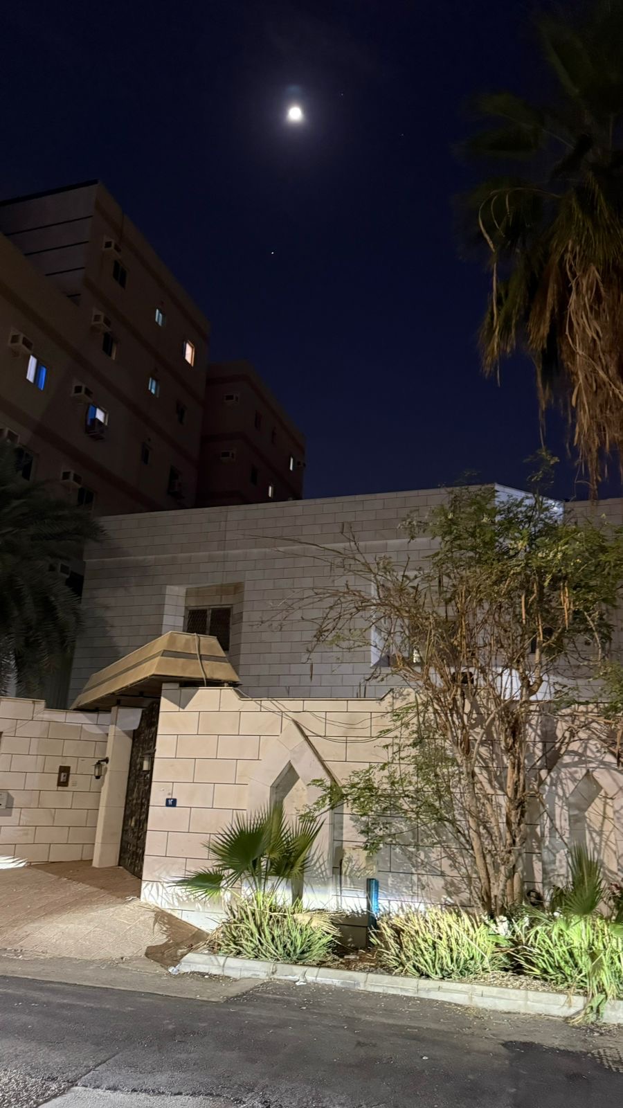 villa in Al Rabwa 3