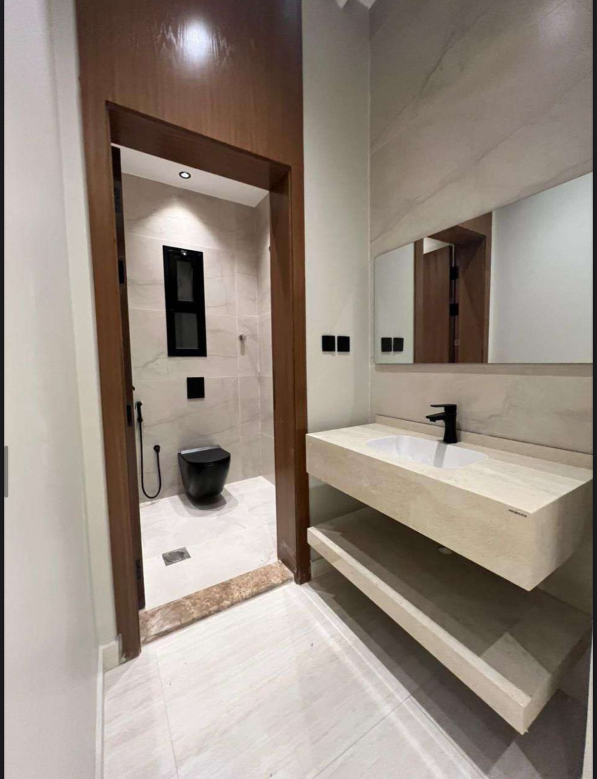 فيلا 4 غرف في الرحمانية 3