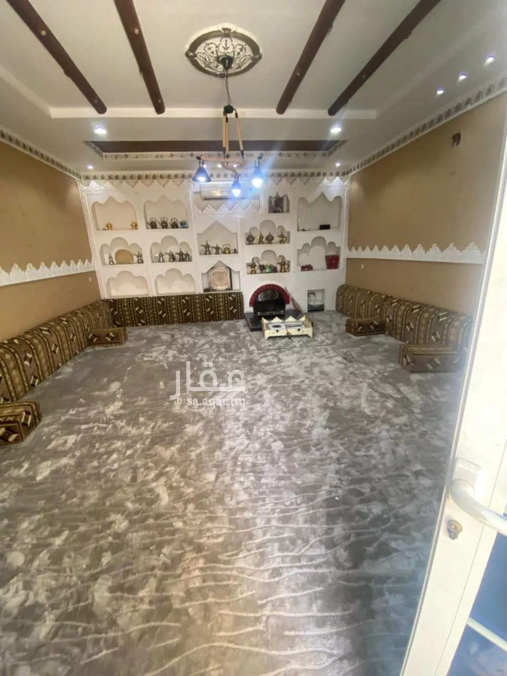 8 bedroom villa in Al Munsiyah 6