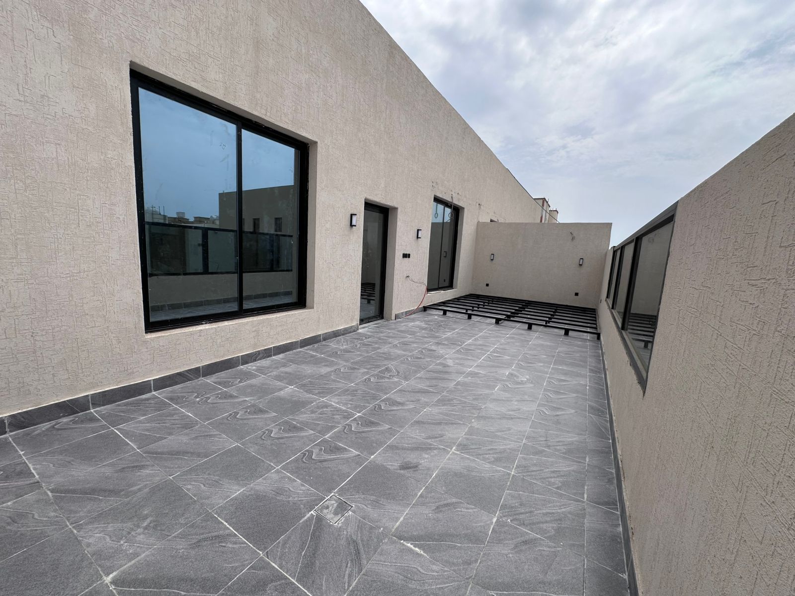 شقة  في السلامة 2