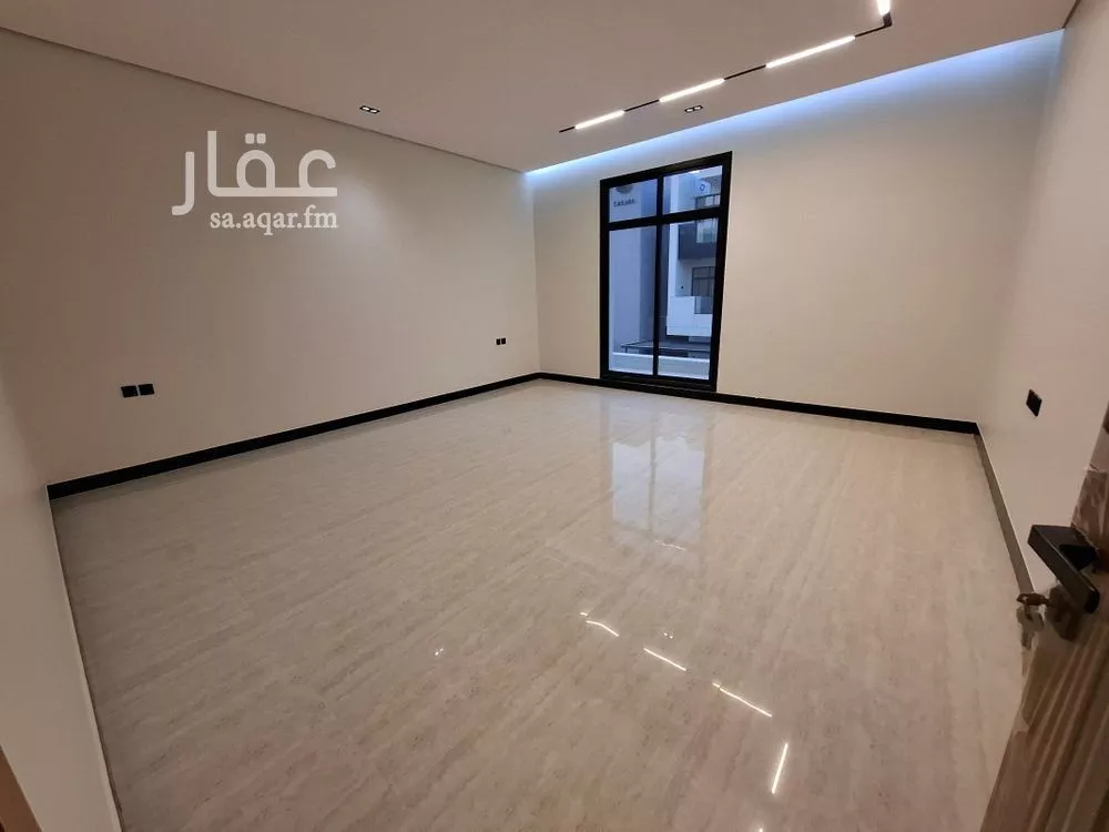 فيلا 5 غرف في الرمال 15