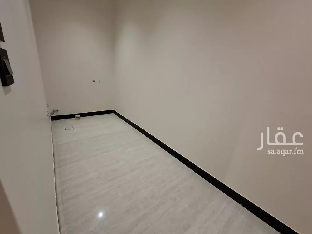 فيلا 5 غرف في الرمال 22