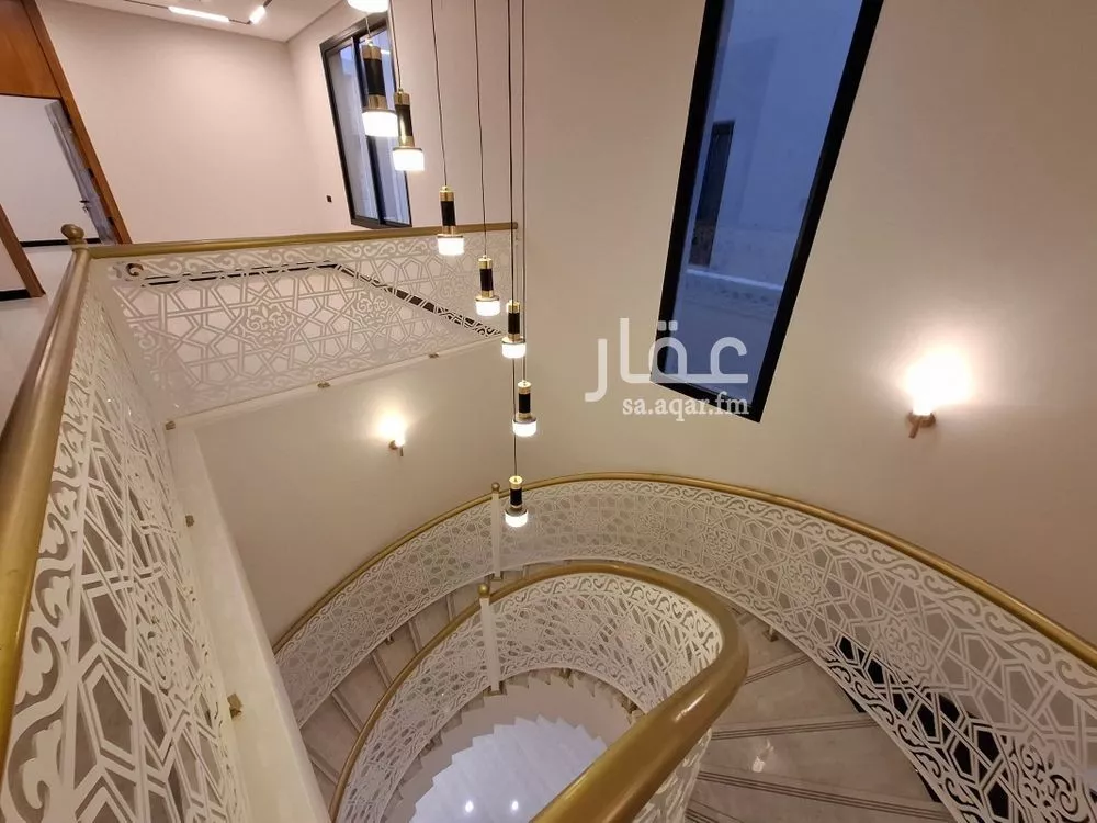 فيلا 5 غرف في الرمال 27