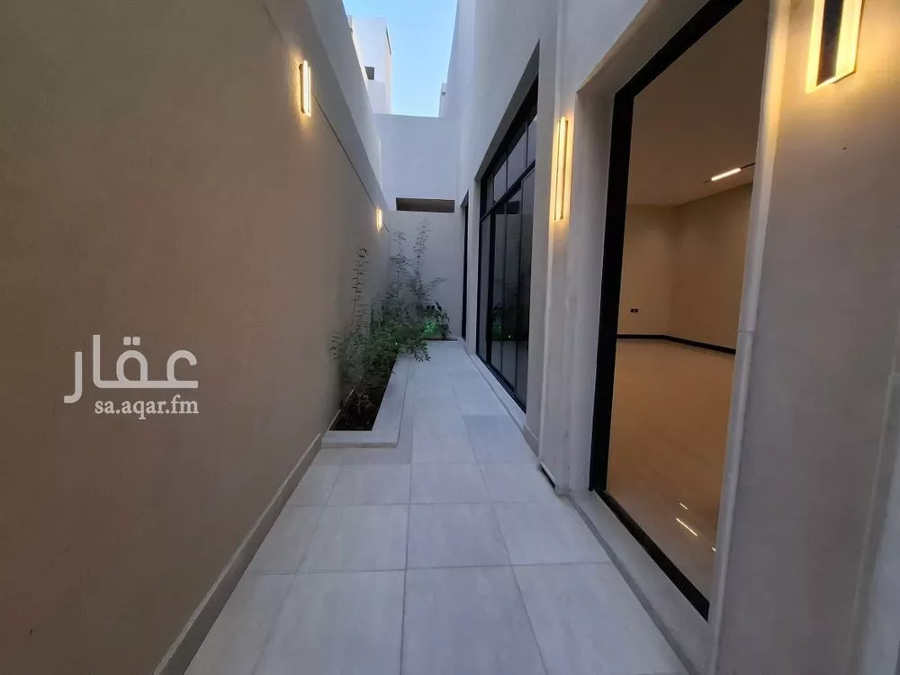 فيلا 5 غرف في الرمال 7