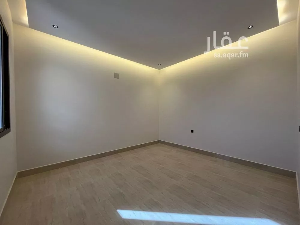5 bedroom villa in Al Mahdiyyah 11