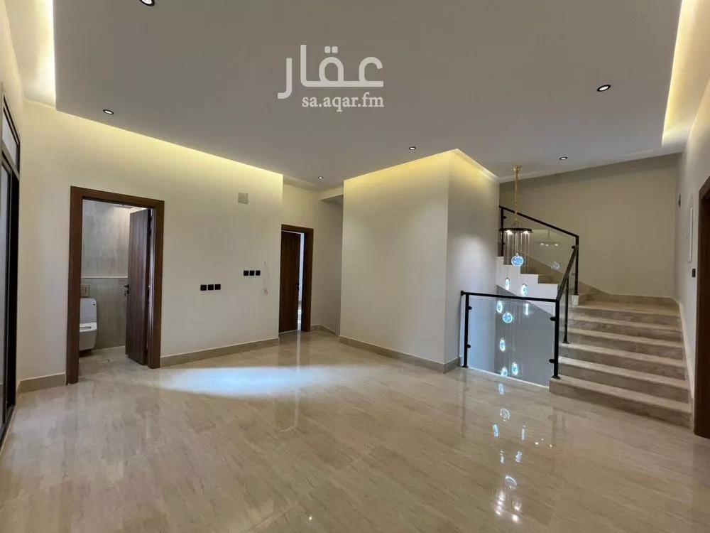 5 bedroom villa in Al Mahdiyyah 7