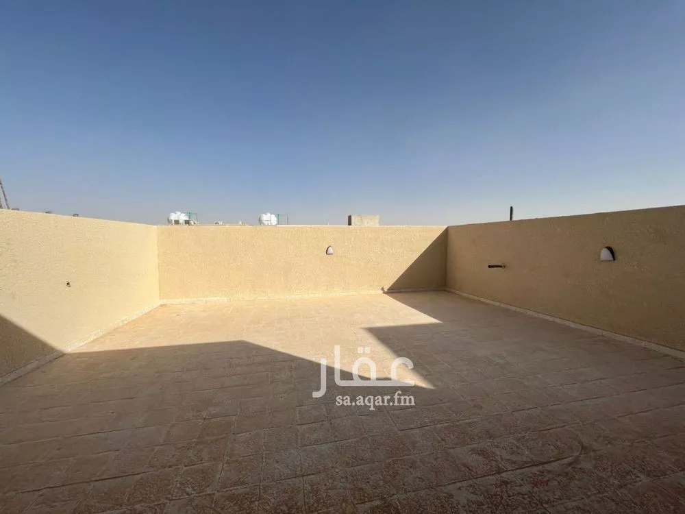 5 bedroom villa in Al Mahdiyyah 10