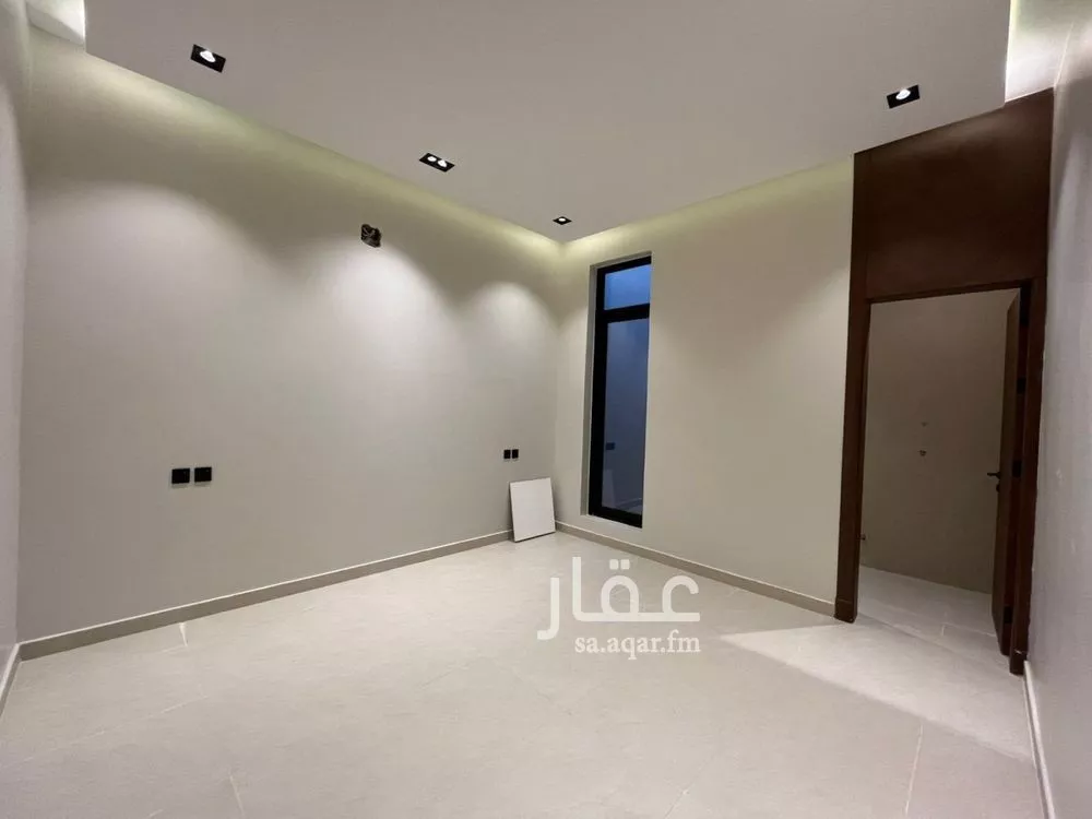 5 bedroom villa in Al Mahdiyyah 13
