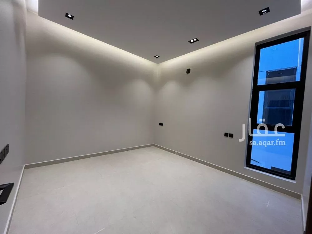 5 bedroom villa in Al Mahdiyyah 17