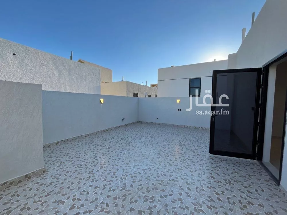 5 bedroom villa in Al Mahdiyyah 21