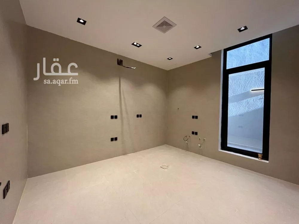 5 bedroom villa in Al Mahdiyyah 10