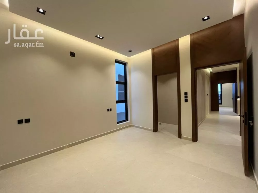 5 bedroom villa in Al Mahdiyyah 16