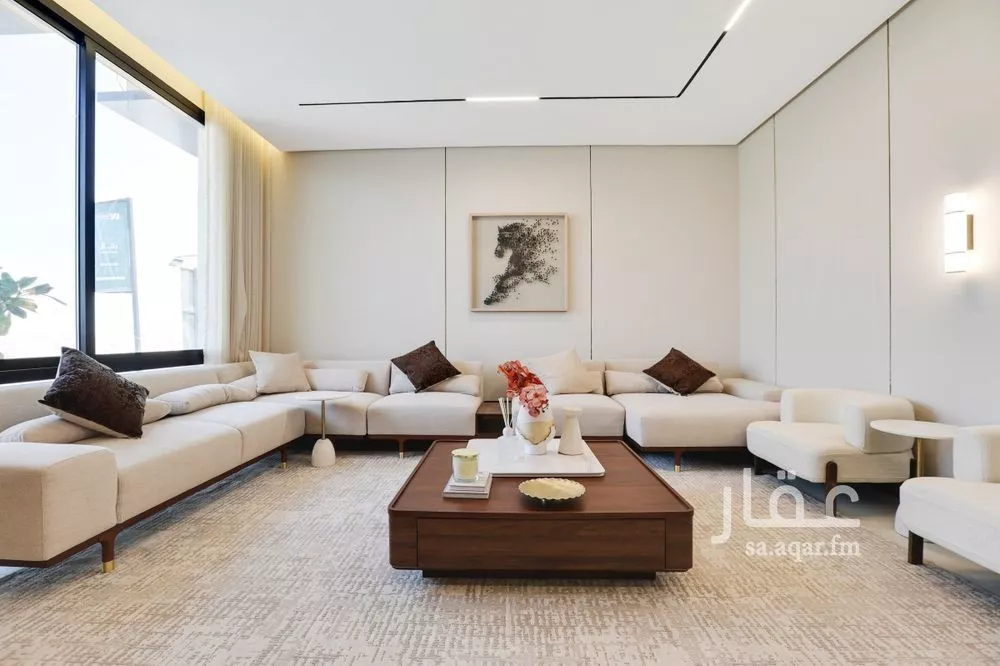 3 bedroom villa in Al Narjis 8
