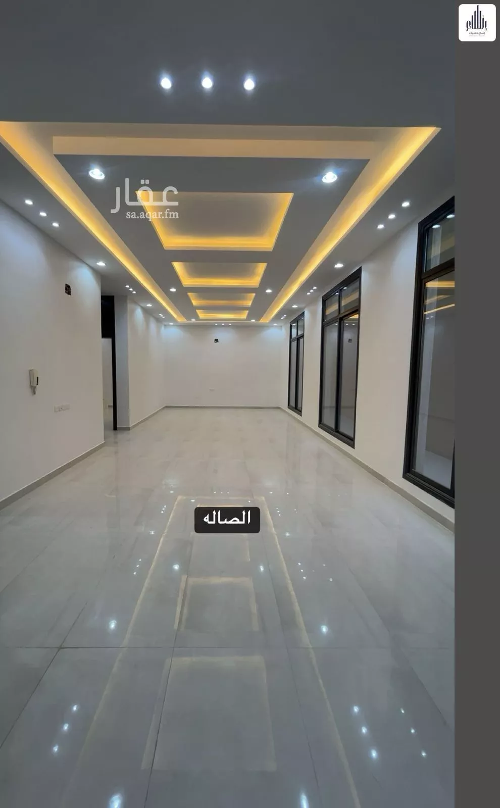 فيلا 9 غرف في الرمال 10