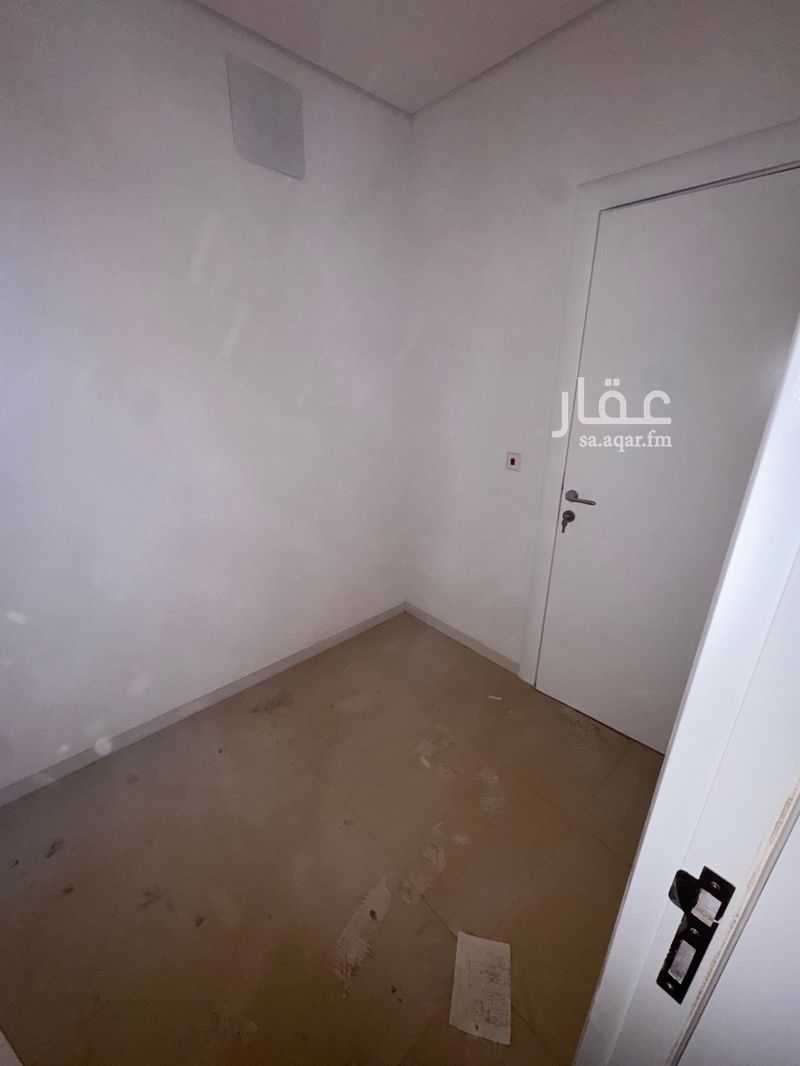 4 bedroom villa in Al Farouq, Riyadh 6