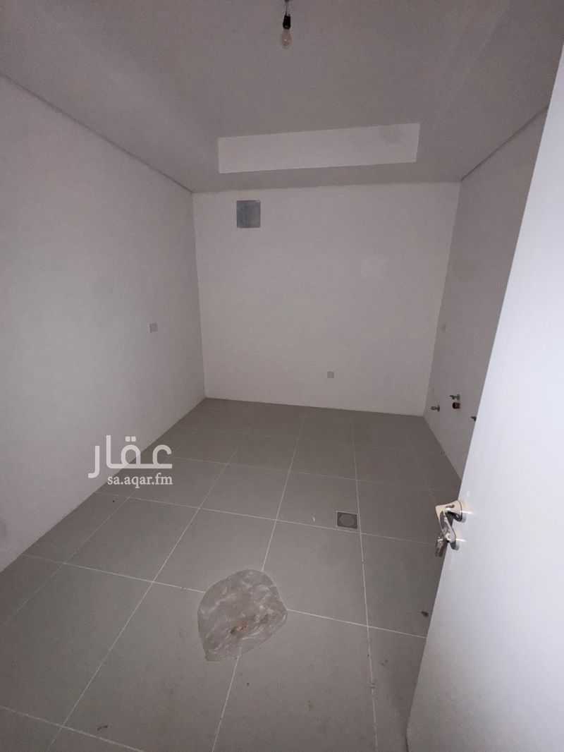 4 bedroom villa in Al Farouq, Riyadh 9