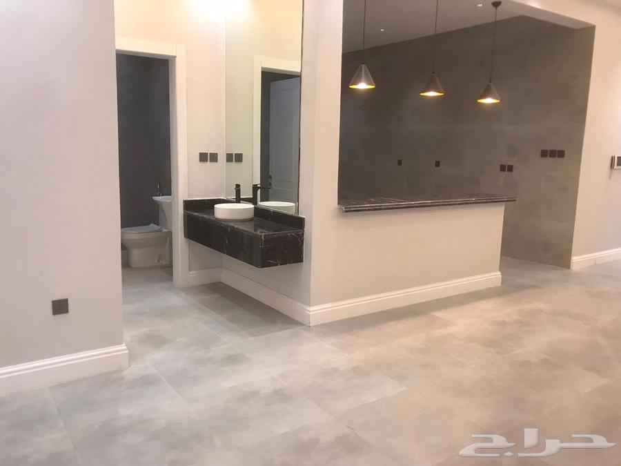 5 bedroom villa in Al Bayan, Riyadh 13