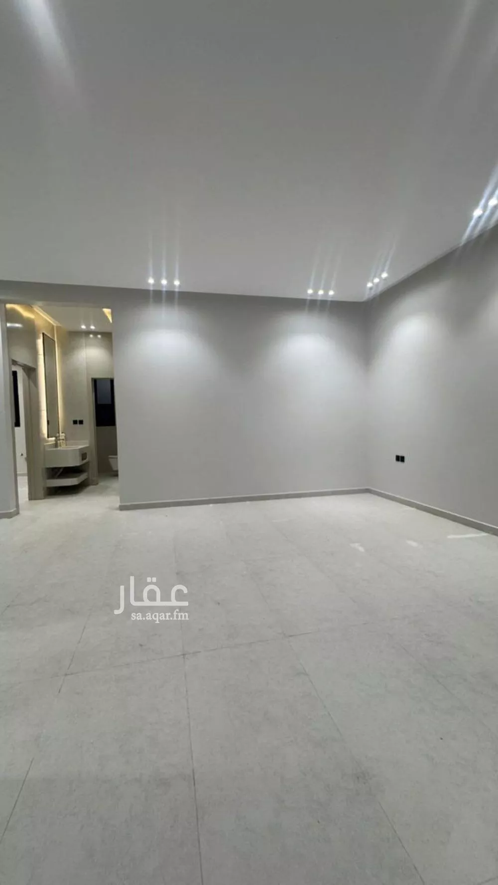 فيلا 5 غرف في طويق 20
