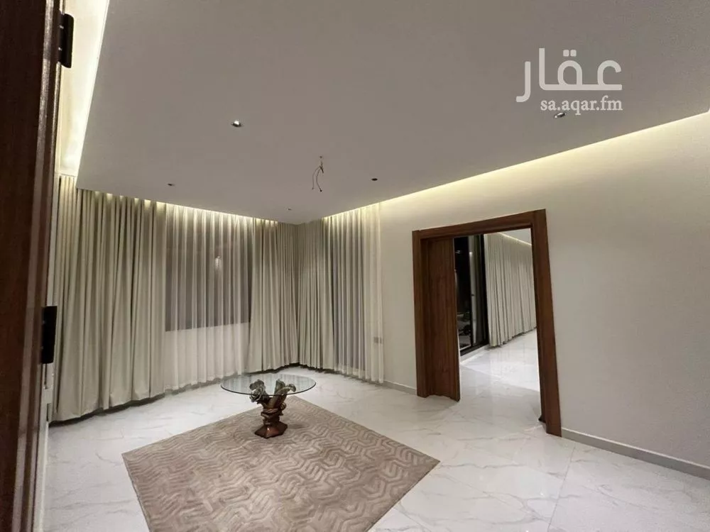 5 bedroom villa in Al Narjis 2