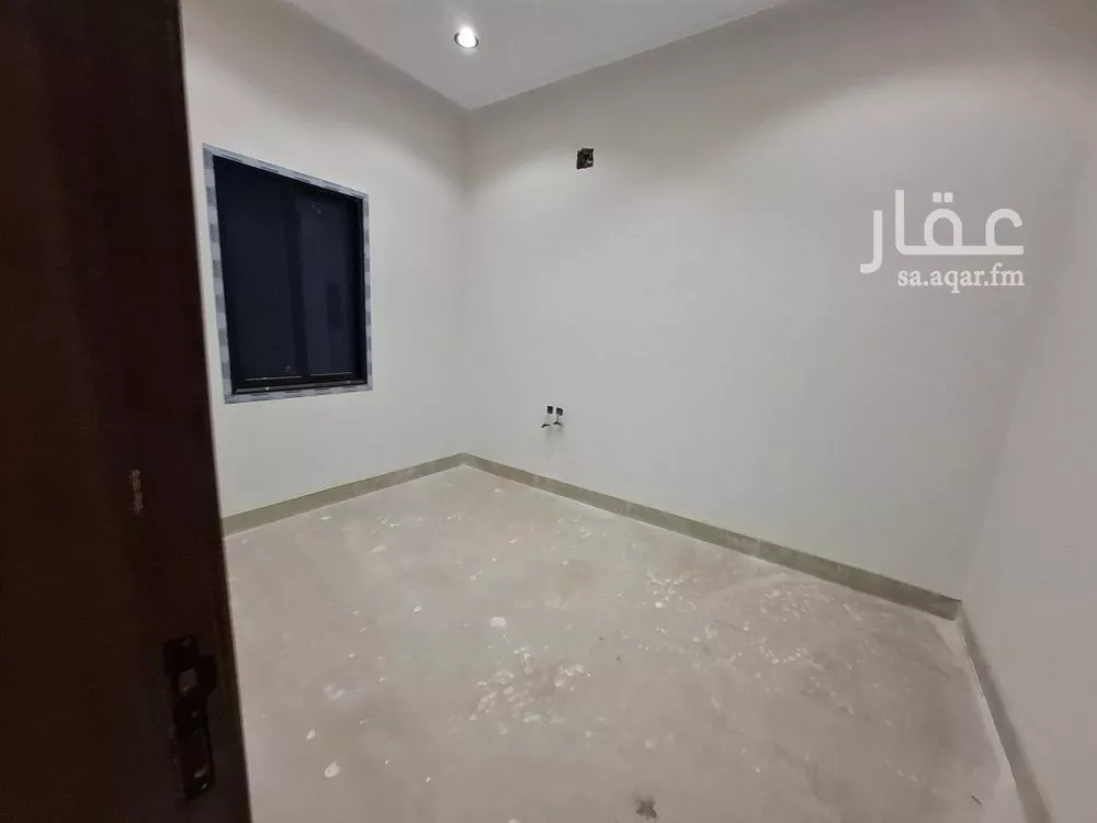 5 bedroom villa in Al Janadriyah 20