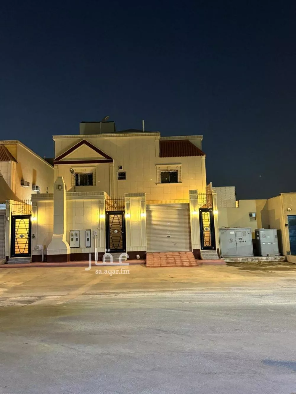 4 bedroom villa in Dhahrat Laban 3