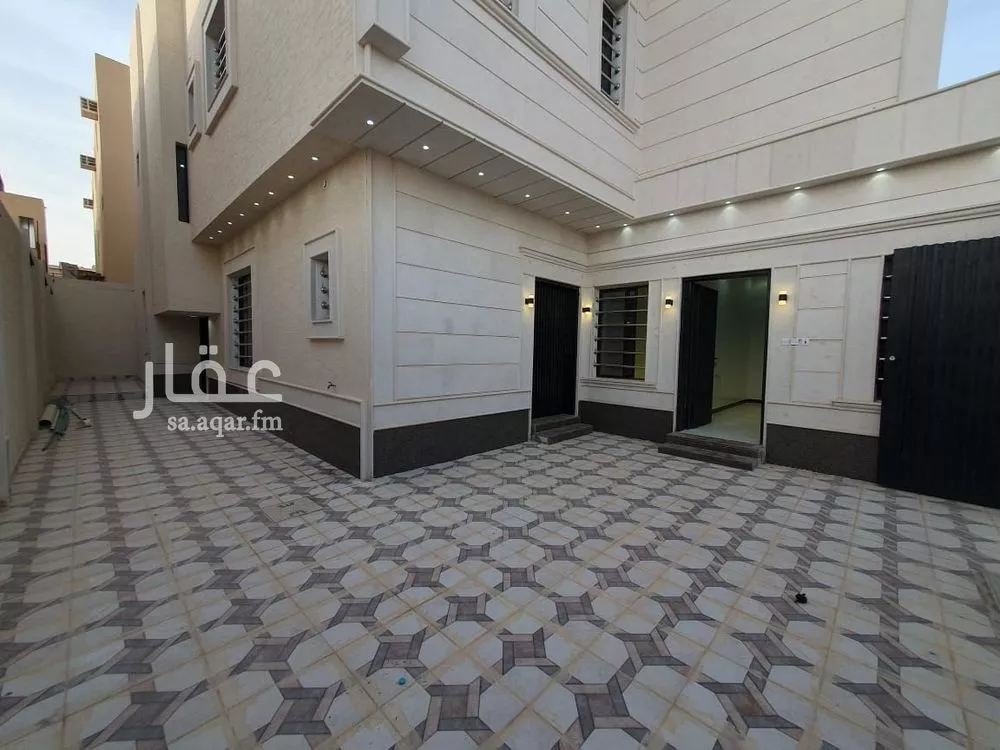 5 bedroom villa in Uhud, Riyadh 3