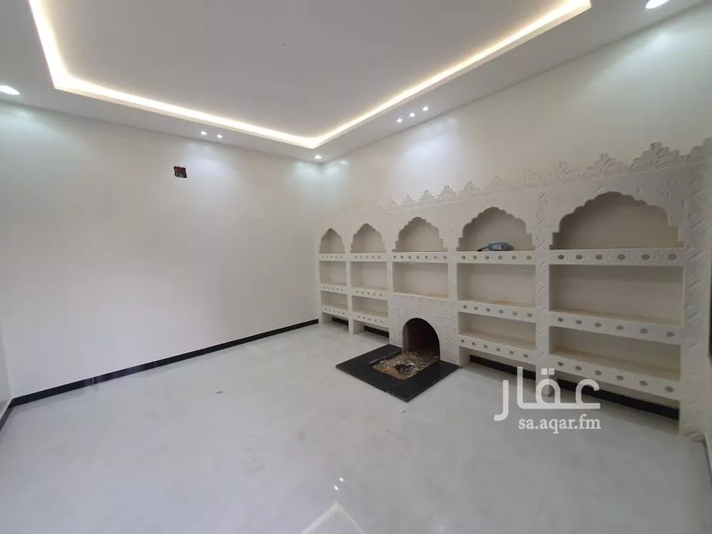 5 bedroom villa in Uhud, Riyadh 16