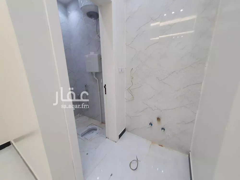 5 bedroom villa in Uhud, Riyadh 12