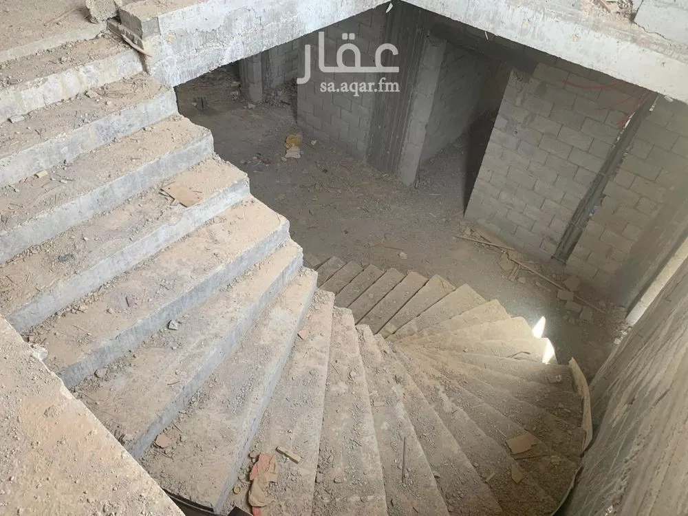 7 bedroom villa in Al Qairawan, Riyadh 15