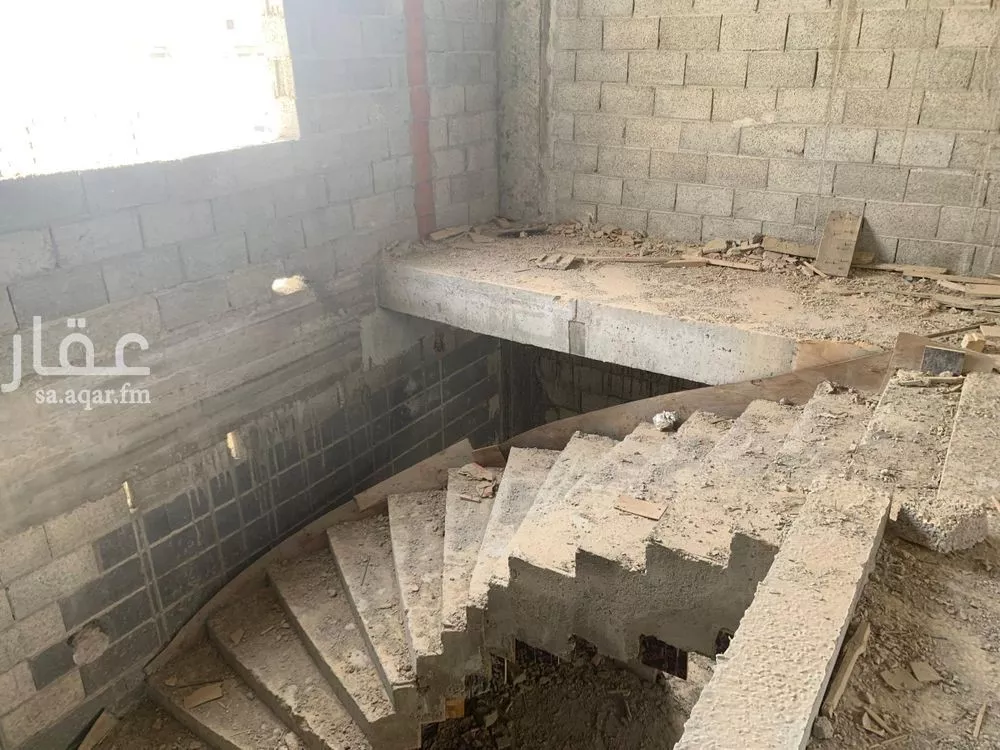 7 bedroom villa in Al Qairawan, Riyadh 9