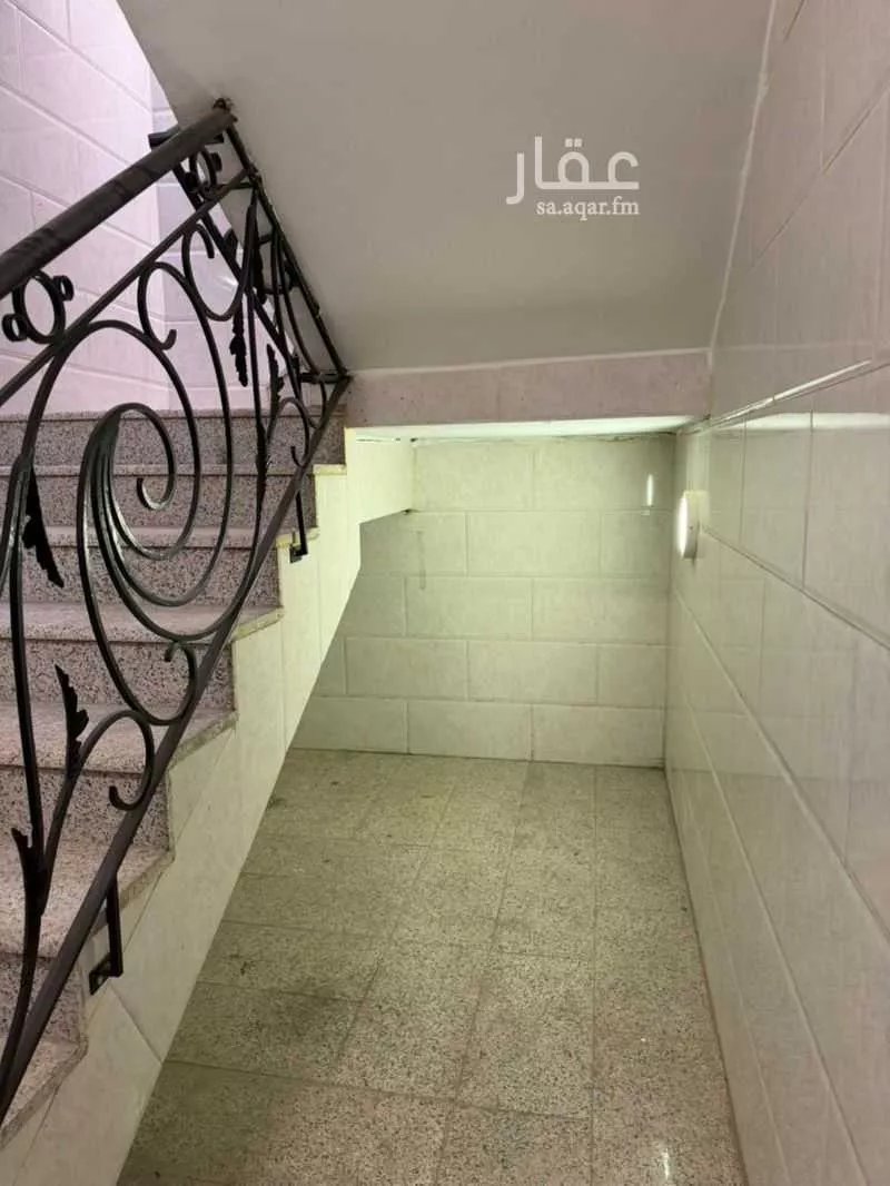 4 bedroom apartment in Al Basateen, Jeddah 18
